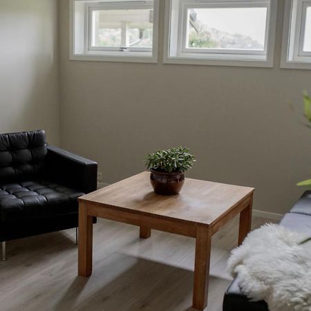 Jasund Sunview Apartment Lyngdal Exterior foto